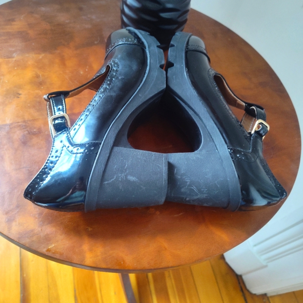 Dadawen faux patent leather chunky t-strap Mark Janes - Picture 4 of 6